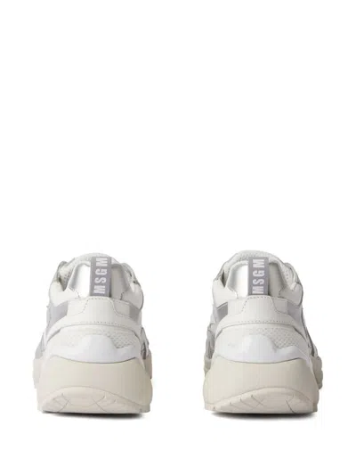 Msgm Logo-embossed Panelled Sneakers In 白色