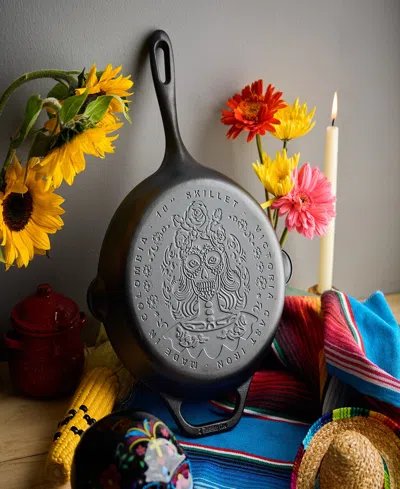 Victoria Cast Iron 10" Skillet With Helper Handle In Black