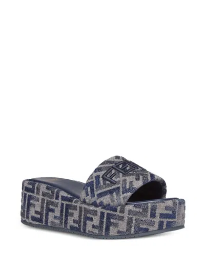 Fendi Sunshine Logo Jacquard Platform Slide Sandal In Grau