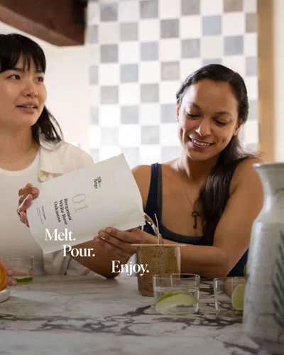 Siblings No 07 — Ginger, Pink Grapefruit, Rhubarb