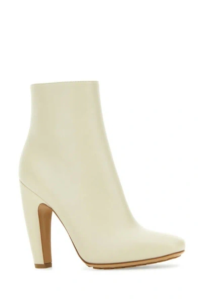 Bottega Veneta Sea Salt Canalazzo Boot In Brown