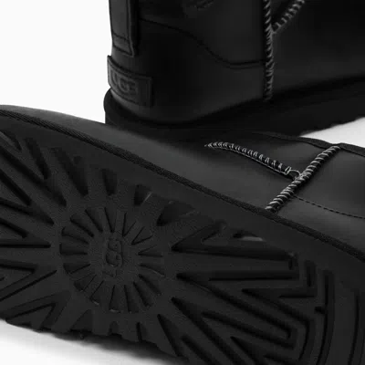 Ugg Classic Ultra Mini Leather Cozy Ankle Boots