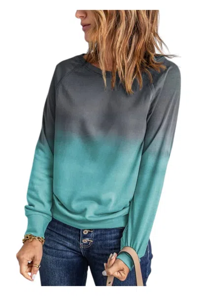 Shiying Pullover Sweatshirt In Teal Ombre In Grey