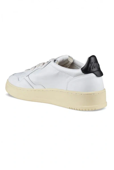 Autry Sneakers 01 Medalist In White