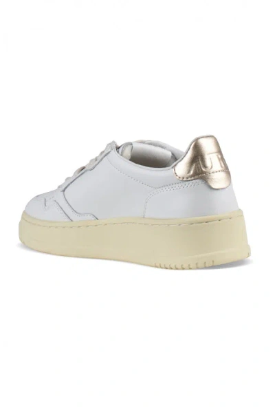 Autry Women Sneakers Medalist In White