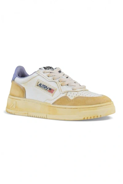 Autry Vintage Inspired Low-top Sneakers With Textured Accents In White