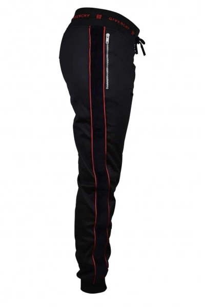 Givenchy Men Jogging In Black