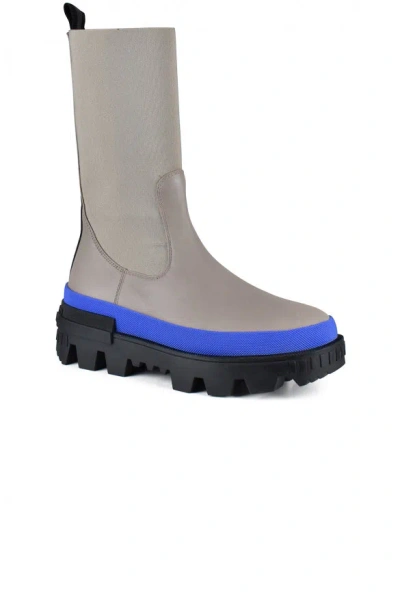 Moncler Women Chelsea Neue Boots In Gray