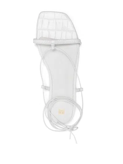 Totême Toteme Main Leather Flat Sandals