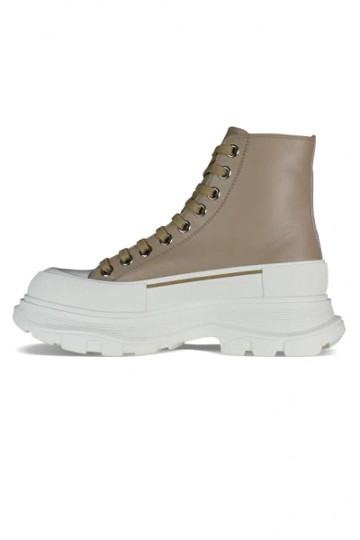 Alexander Mcqueen Sneakers Tread Slick In Cream