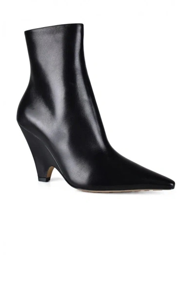 Bottega Veneta Women's Point Leather Ankle Boots In Black