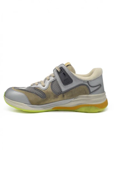GUCCI GUCCI MEN ULTRAPACE SNEAKERS 