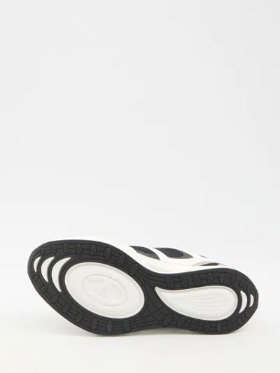Valentino Vlogo Easyjog Sneakers With Contrast Accents In White