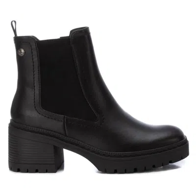 Xti Womens Booties In Black