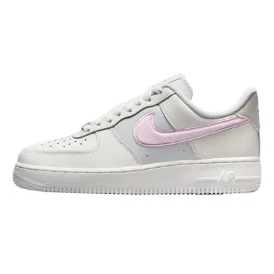Nike Air Force 1 07 Sneakers In White