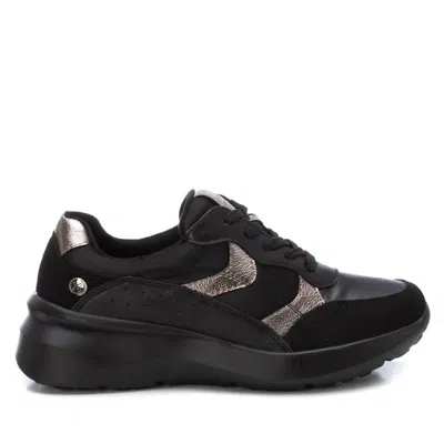 Xti Women's Trainer Sneakers In Black In Black
