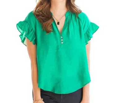 Current Air Ruffle Short Sleeve Top In Emerald Green In Green