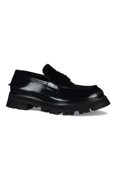 Alexander Mcqueen Men Seal Loafers In Black