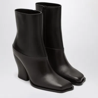 Loewe Two-tone Leather Onda Ankle Boots In Black