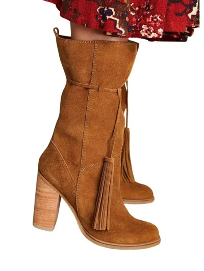 Stivali New York Cacique Suede Boots In Brown In Brown