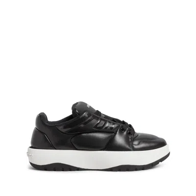 Shop Dsquared2 Sneakers In Black