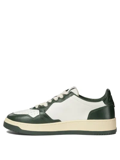 Autry Medalist Low Two Tone Sneakers In White And Mountain Green Leather In Black