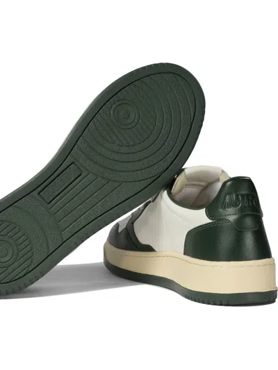 Autry Medalist Low Two Tone Sneakers In White And Mountain Green Leather In Black