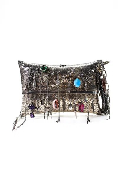 Gunda Womens Mesh Structured Quartz Charms Clutch Silver Tone Small Handbag In Silver
