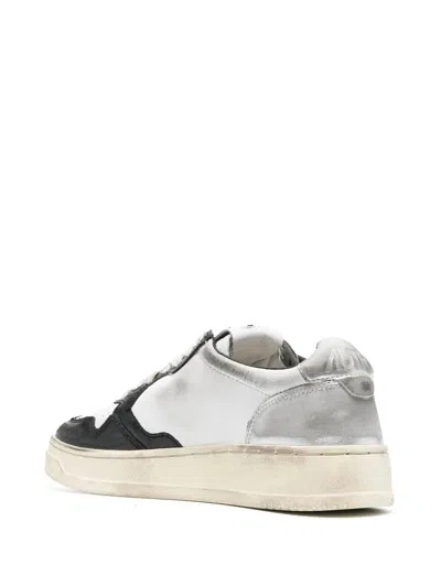 Autry Black And White 'medalist' Low Top Sneakers Distressed Effect In Cow Leather