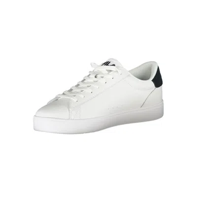 Fila Classic White Sneaker With Contrast Details In White