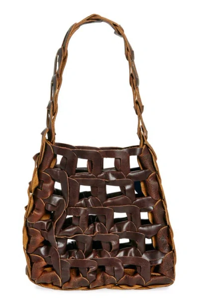 Sc103 Links Leather Shoulder Bag In Tannin