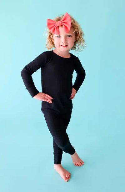 Posh Peanut Long Sleeve Rib Fitted Two-piece Pajamas In Black