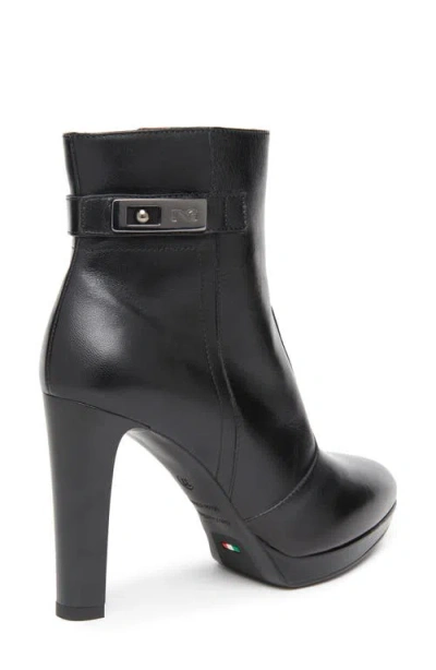 Nerogiardini Leather Platform Ankle Booties In Black