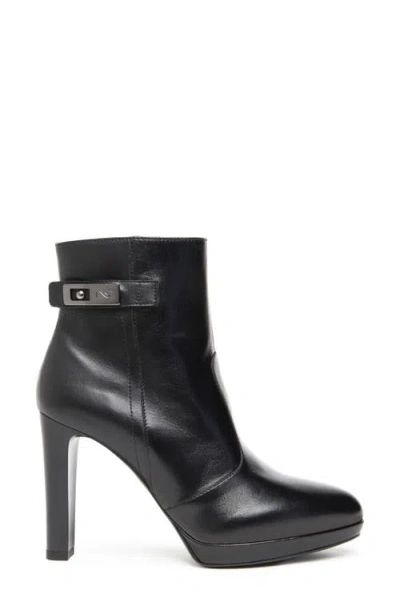 Nerogiardini Leather Platform Ankle Booties In Black