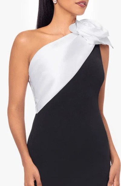 Betsy & Adam Rosette One-shoulder Crepe Trumpet Gown In Black/black