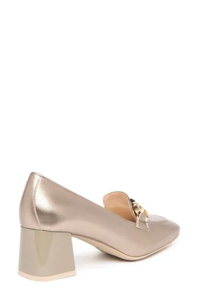 Nerogiardini Chain Metallic Leather Loafer Pumps In Gold