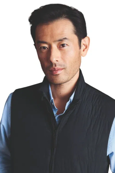Charles Tyrwhitt Lightweight Quilted Vest In Navy