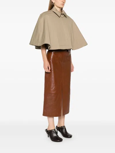 Chloé Cropped Gabardine Cape In Neutrals