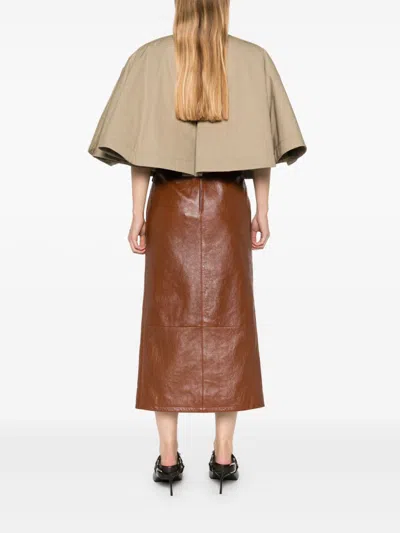 Chloé Cropped Gabardine Cape In Neutrals