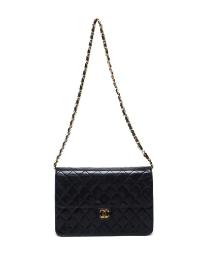 Pre-owned Chanel 1994-1996 Matelasse Chain Shoulder Bag In Black