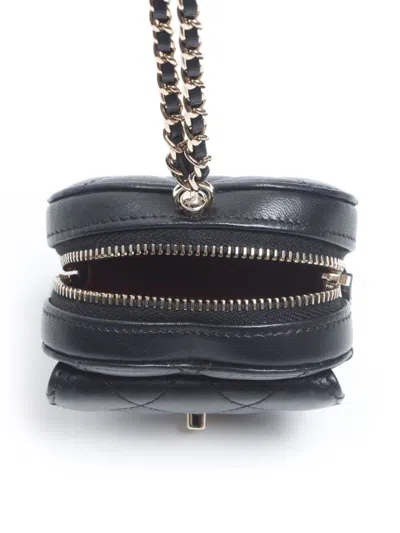 Pre-owned Chanel 2022 Mini Cc Heart Shoulder Bag In Black