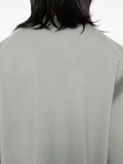 Juunj Gradient Round Neck Sweater In Grey