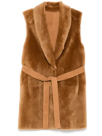 Desa 1972 Shearling Sleeveless Coat In Brown