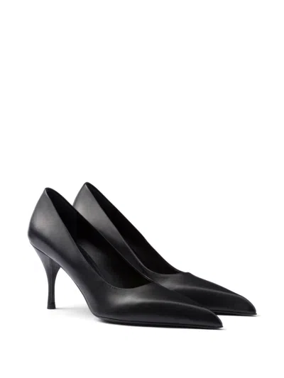 Prada Black Leather Pumps In Black
