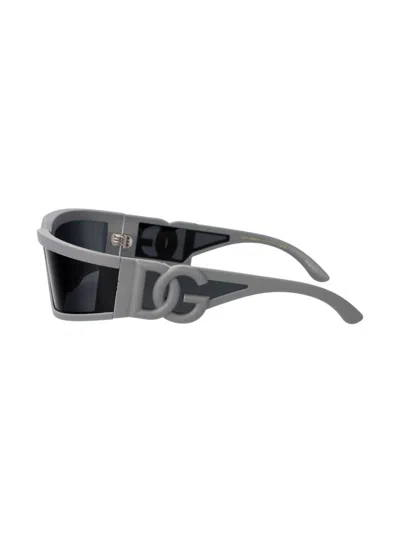 Dolce & Gabbana Dg-embossed Sunglasses In Grey