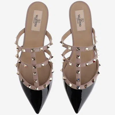 Valentino Garavani Patent Leather Rockstud Mule In Nude