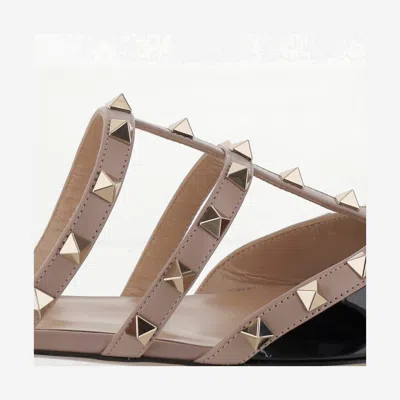 Valentino Garavani Patent Leather Rockstud Mule In Nude