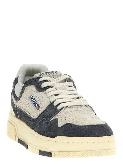 Shop Autry Clc Low Sneakers In Gray