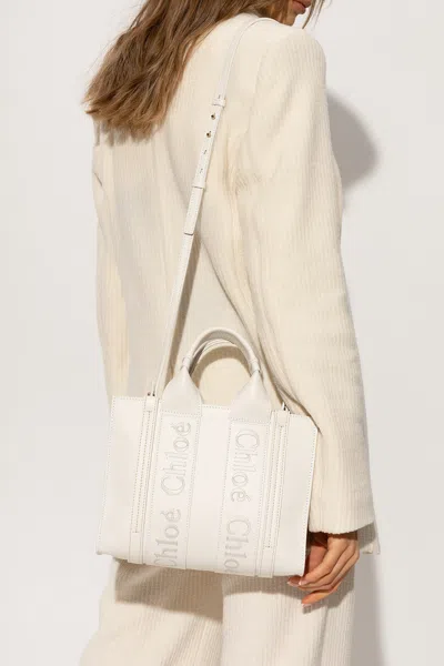 Chloé Woody Small Shopper Bag In White