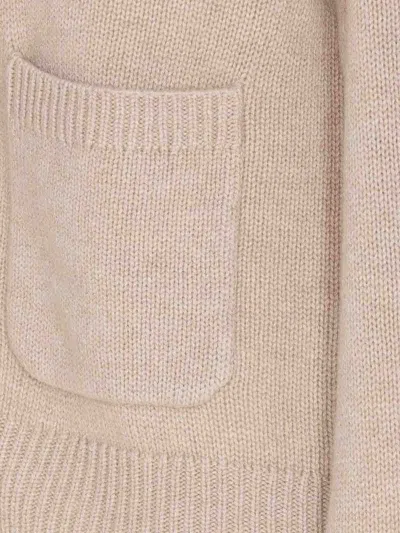 Lisa Yang In Beige